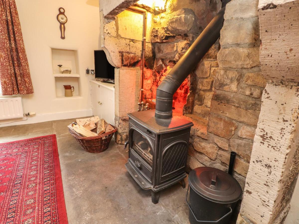 Beehive Cottage Bentham ภายนอก รูปภาพ